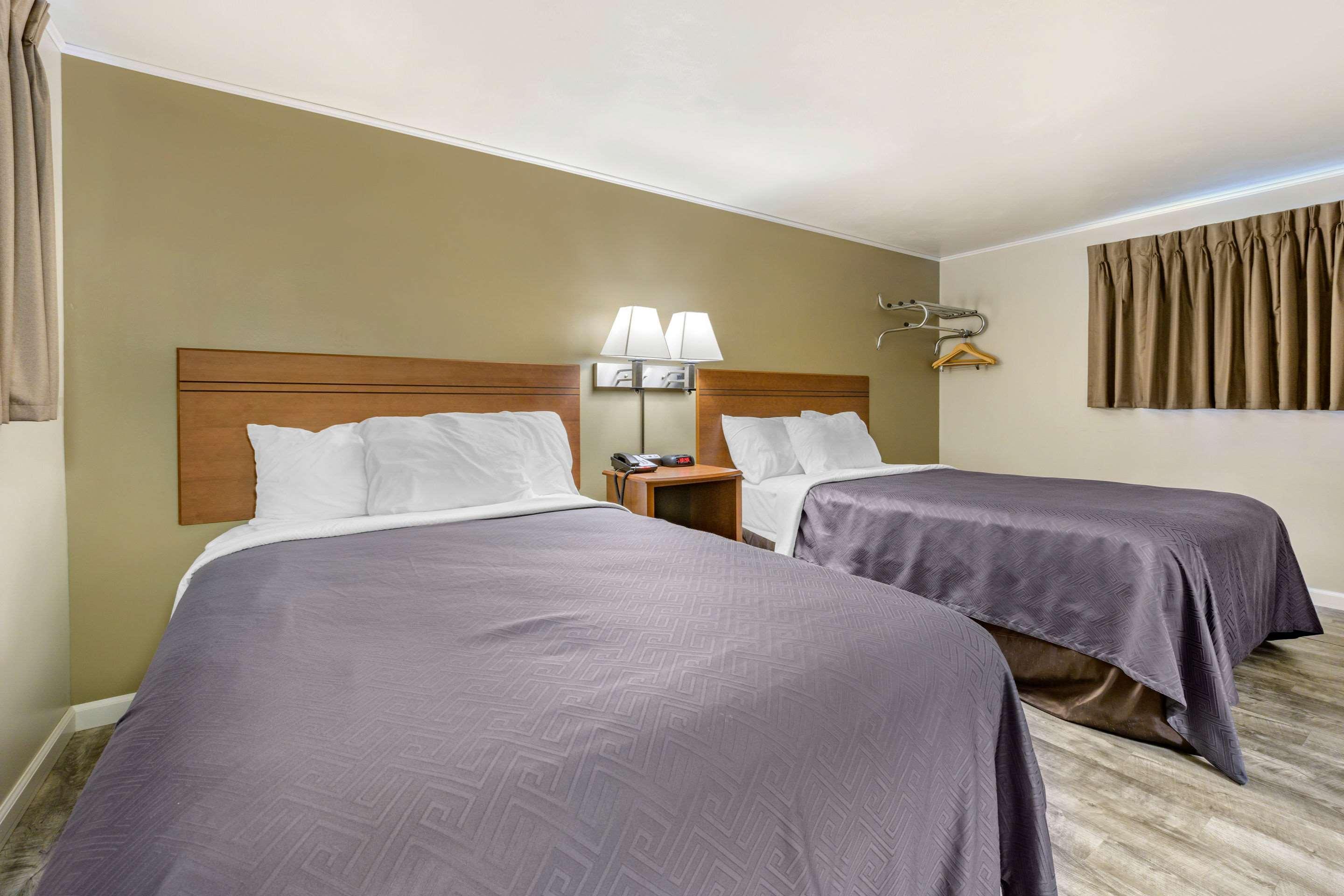 Econo Lodge Bellefonte I-99 Екстериор снимка