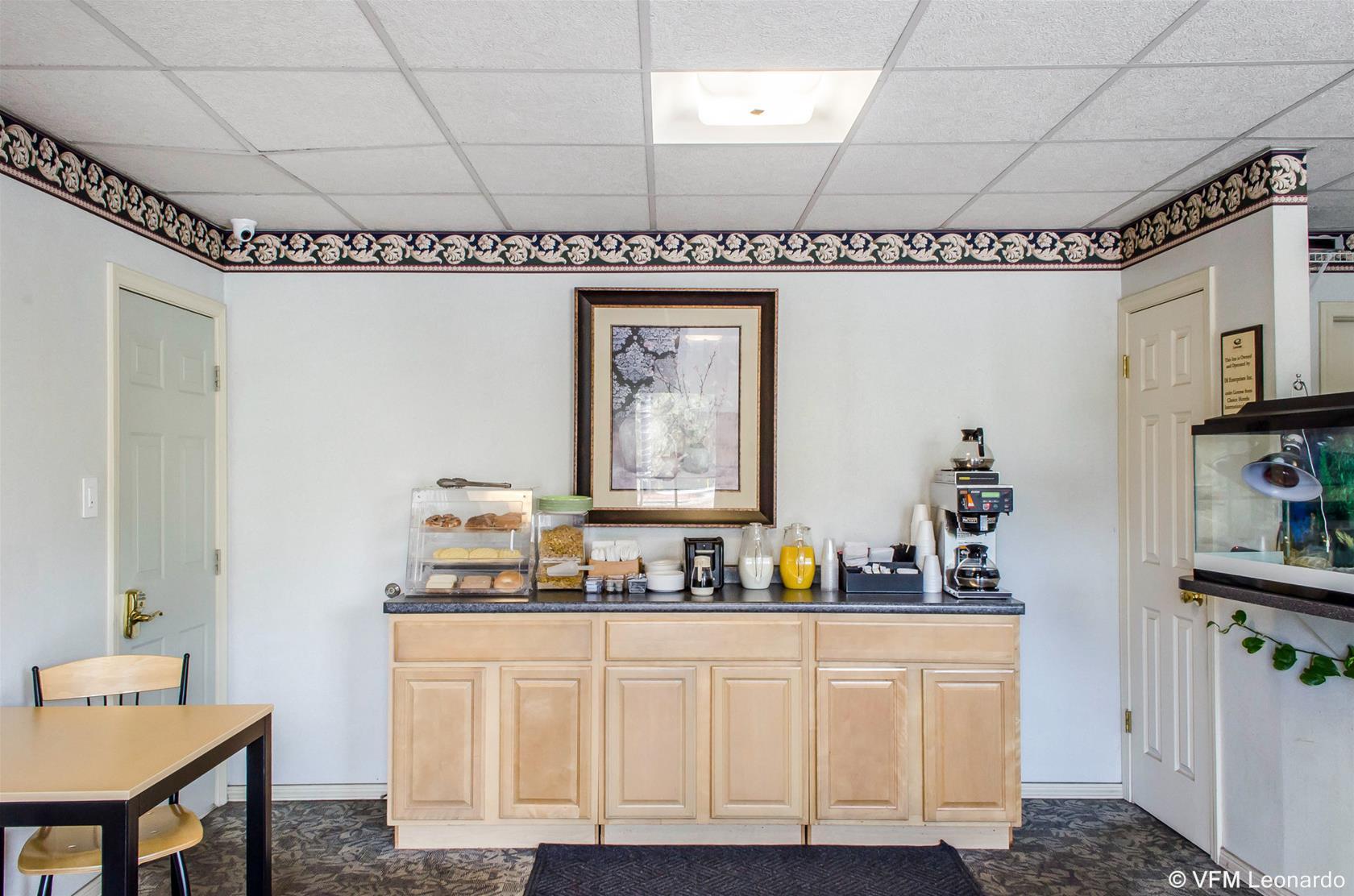 Econo Lodge Bellefonte I-99 Екстериор снимка