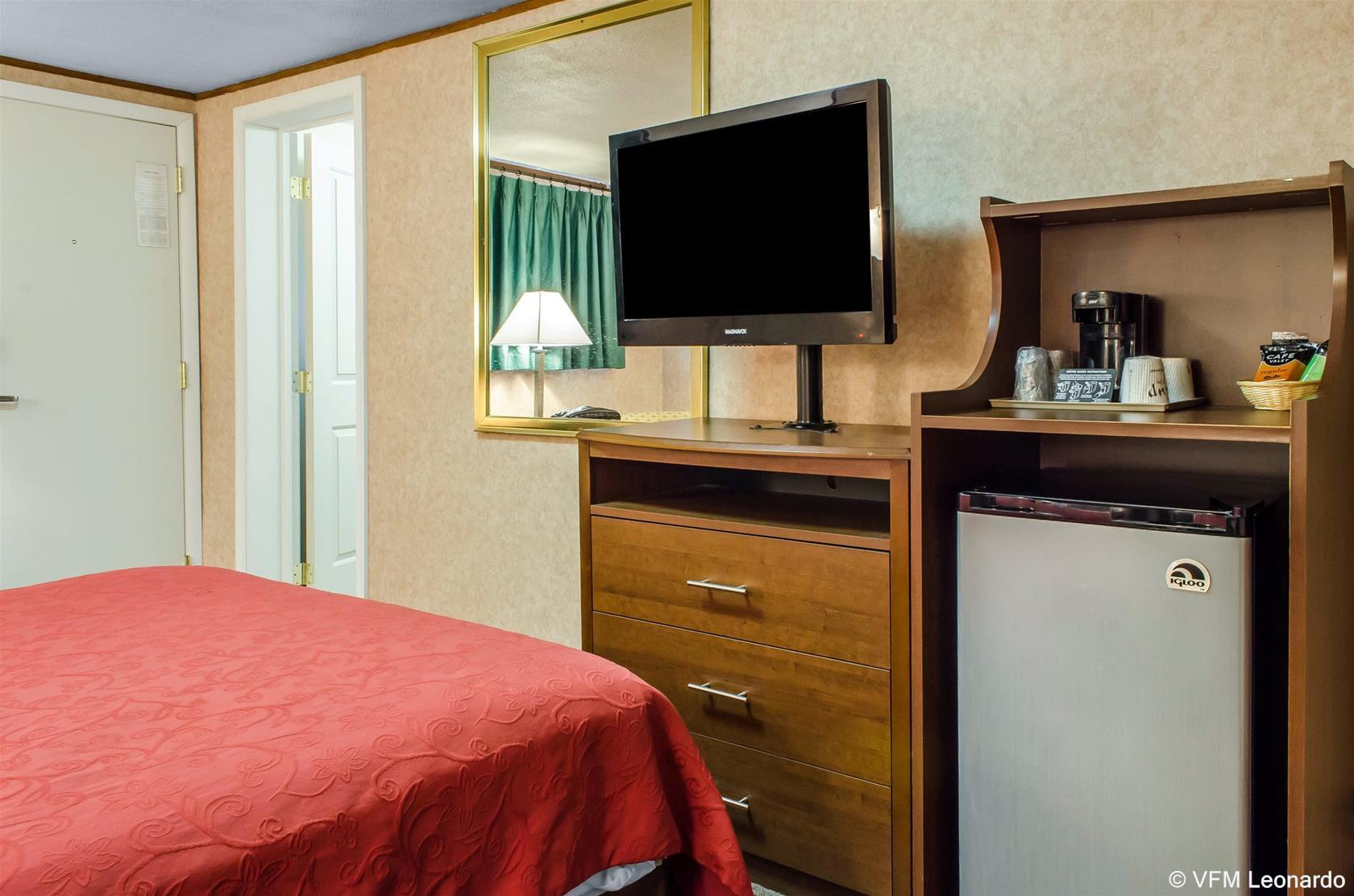 Econo Lodge Bellefonte I-99 Екстериор снимка